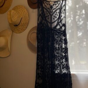 David & Young lace sleeveless duster